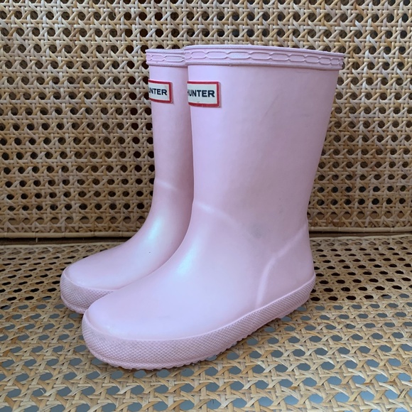 Girls Hunter Light Pink Pearl Iridescent Rain Boots Toddler 9 - Picture 1 of 7
